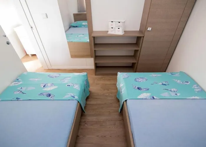 בית נופש Mobile Frangipani 2 *