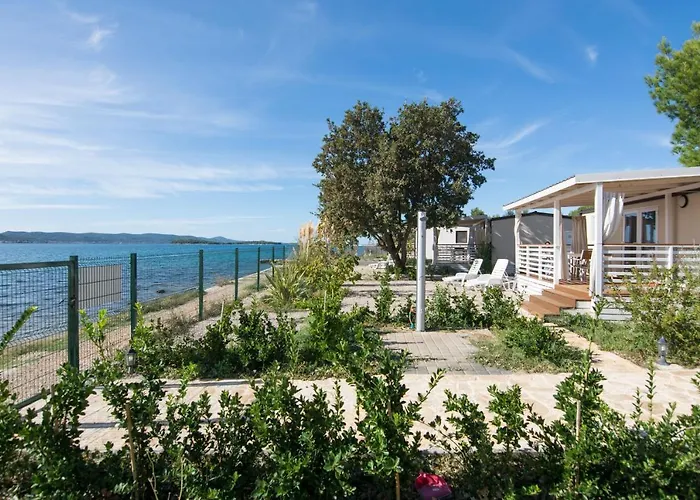 Mobile Frangipani 2 Biograd Na Moru